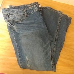Boot cut jeans